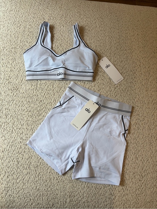 ALO Yoga Other - Alo set